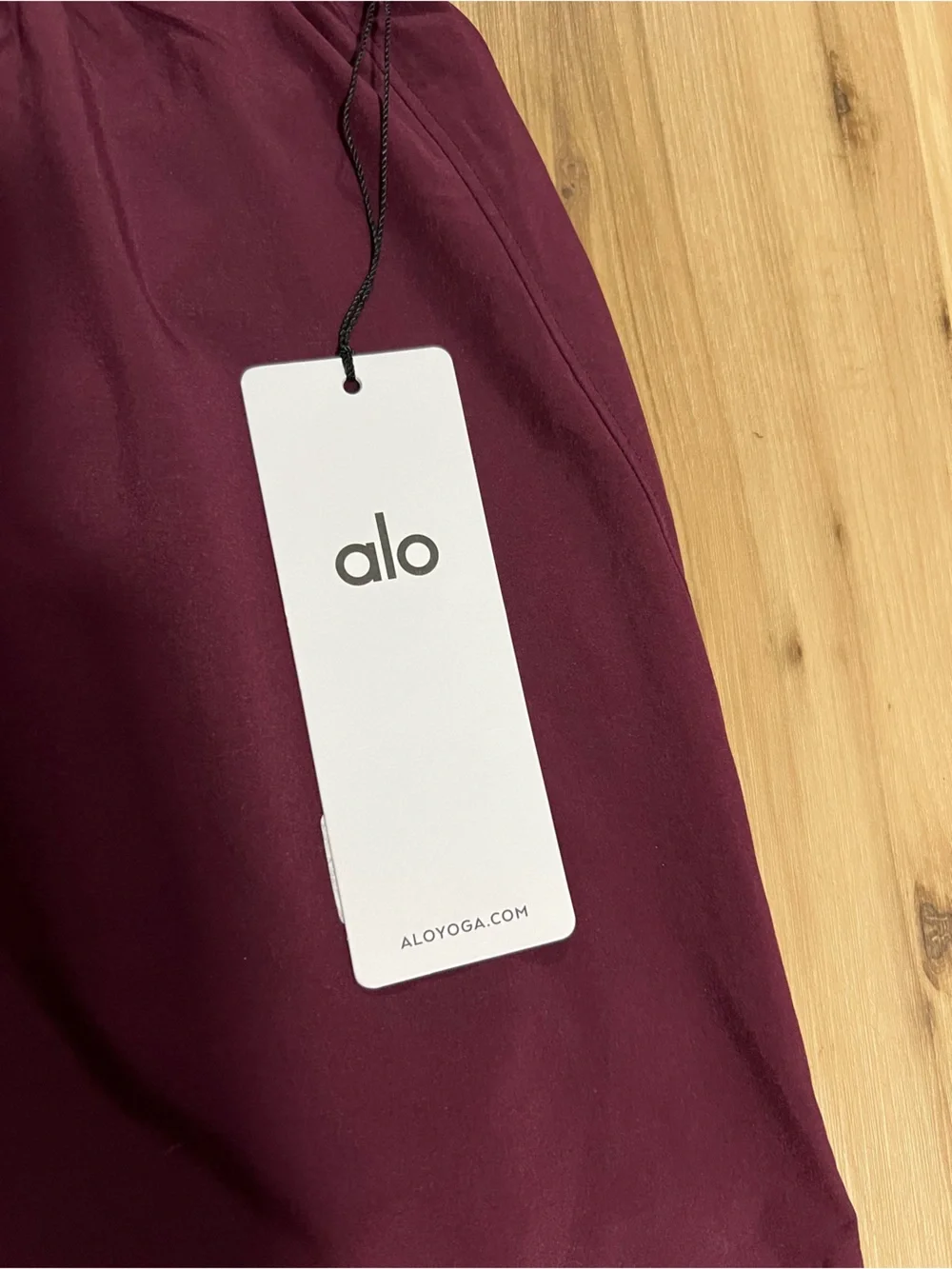 ALO Yoga Men's Athletic Shorts in Burgundy